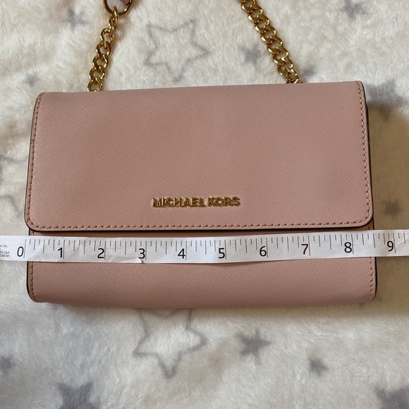 Michael Kors crossbody Wallet on the Chains/ clutch - Picture 4 of 14